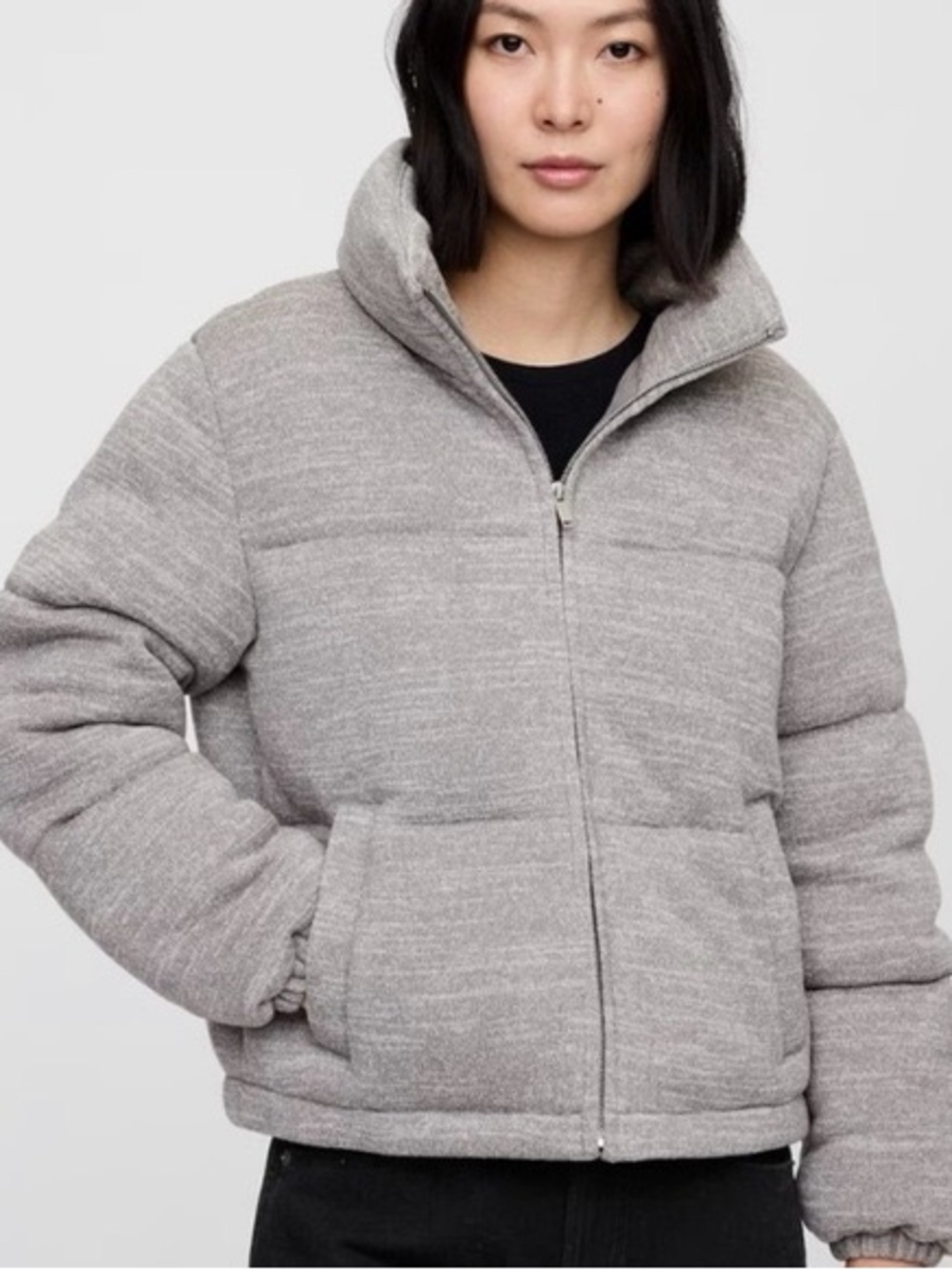 Gap Women's Relaxed Short Puffer Jacket Grey 497107